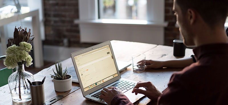Votre Bachelor E-commerce avec GPEI, votre CFA spécialiste de l'alternance, dans les Alpes maritimes.